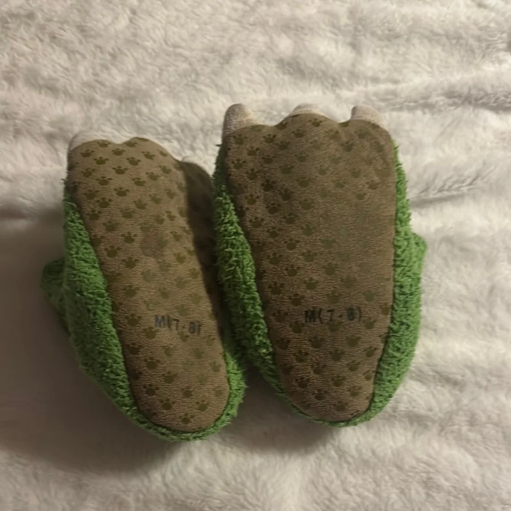 Green and White Plush Slippers M 7/8